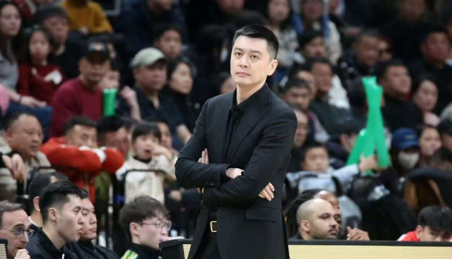 官方入口-辽宁男篮VS新疆!杨鸣输球或下课,威尔斯爆发,央视直播